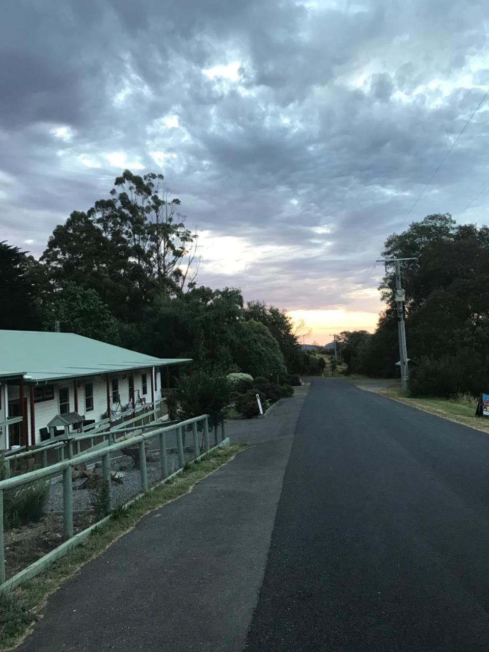 Tarra Bulga Guesthouse Balook Esterno foto